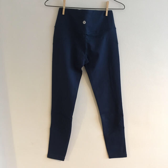 lululemon(ルルレモン)の*outlet* size4 pants lululemon  スポーツ/アウトドアのトレーニング/エクササイズ(ヨガ)の商品写真