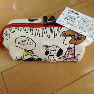 スヌーピー(SNOOPY)の新品　ワイヤーポーチ　ペンケース　筆箱　スヌーピー　65周年(ペンケース/筆箱)