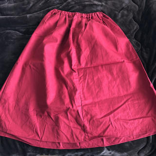 セブンデイズサンデイ(SEVENDAYS=SUNDAY)のセブンデイズサンデイ 膝下赤スカート(ロングスカート)