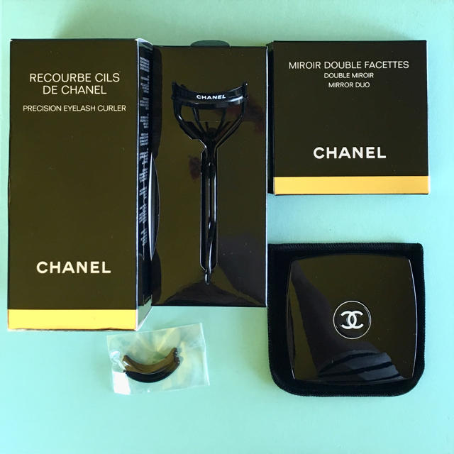 CHANEL ビューラー&ミラー