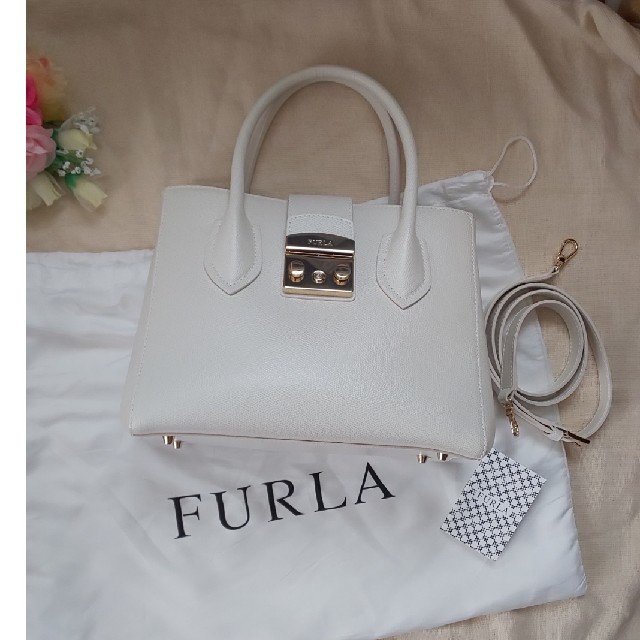 Furla(フルラ)のFURLA ハンドバッグ メトロポリス ホワイト レディースのバッグ(ハンドバッグ)の商品写真