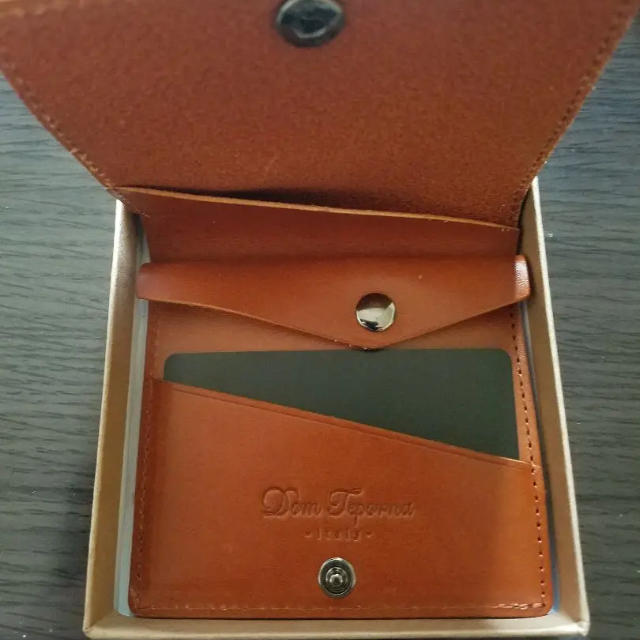 【新品】Dom Teporna Italy 二つ折り財布  イタリアンレザー メンズのファッション小物(折り財布)の商品写真