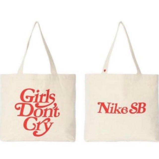 NIKE(ナイキ)のナイキ SB Girls Don't Cry トートバッグ メンズのバッグ(トートバッグ)の商品写真