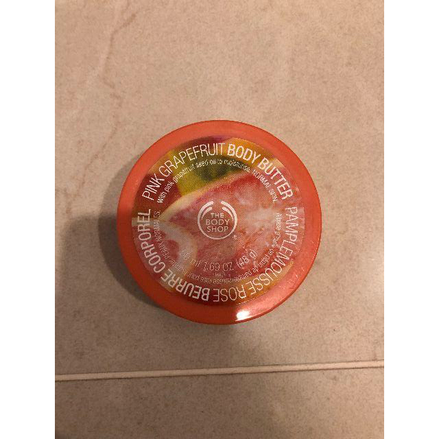 THE BODY SHOP(ザボディショップ)の🌸ＴＨＥ　BODY　SHOP！ボディークリーム・ピンクグレープフルーツ🌸 コスメ/美容のボディケア(ボディクリーム)の商品写真