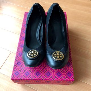 トリーバーチ(Tory Burch)のハワイ購入！トリーバーチウェッジソールパンプス新品6.5ブラック(ハイヒール/パンプス)