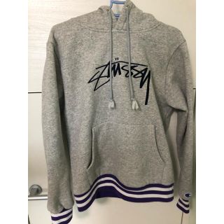 ステューシー(STUSSY)のSTUSSY Champion コラボパーカー(パーカー)