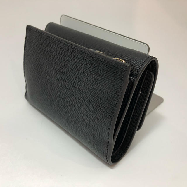 Furla(フルラ)の新品・円高還元セール！FURLA(フルラ)折りミニ財布ブラック(黒) レディースのファッション小物(財布)の商品写真