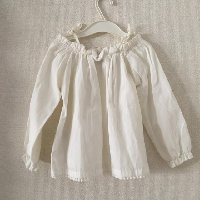 futafuta(フタフタ)のバースデイ♡オフショルチュニック100 キッズ/ベビー/マタニティのキッズ服女の子用(90cm~)(ブラウス)の商品写真