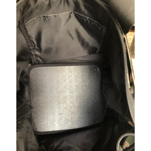 GU(ジーユー)のGU 迷彩ナイロントートバッグ レディースのバッグ(トートバッグ)の商品写真