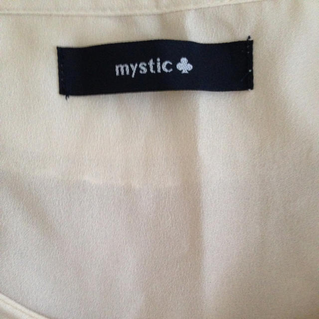 mystic(ミスティック)のお買い得‼️ミスティック☆ブラウス  トップス レディースのトップス(シャツ/ブラウス(長袖/七分))の商品写真