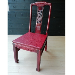 中国　椅子　赤　シノワズリ　中国様式　ロココ調（追加画像別で出品しています）　①(ダイニングチェア)