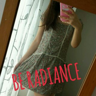 ビーラディエンス(BE RADIANCE)のBE RADIANCE 花柄ワンピース(ミニワンピース)