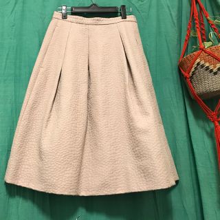 エイチアンドエム(H&M)のコクーンスカート(ひざ丈スカート)