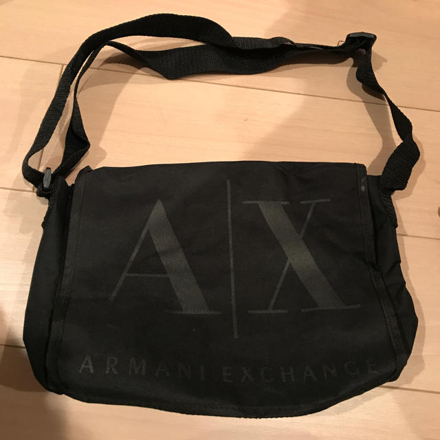 ARMANI EXCHANGE(アルマーニエクスチェンジ)のARMANI Exchange メンズのバッグ(ボディーバッグ)の商品写真