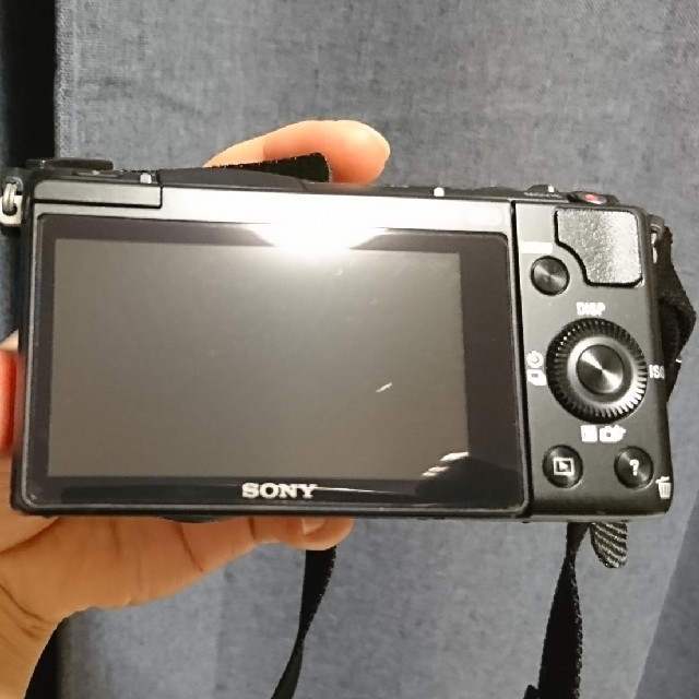 ミラーレス一眼SONY α5000 レンズ付き