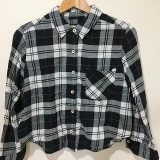 フォーエバートゥエンティーワン(FOREVER 21)のFOREVER 21  ショート丈チェックシャツ(シャツ/ブラウス(長袖/七分))