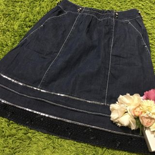 トゥービーシック(TO BE CHIC)のTo be chic❤︎レディデニムスカート(ひざ丈スカート)