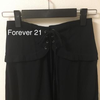 フォーエバートゥエンティーワン(FOREVER 21)のフォーエバー21 コルセットベルト ワイドパンツ(カジュアルパンツ)