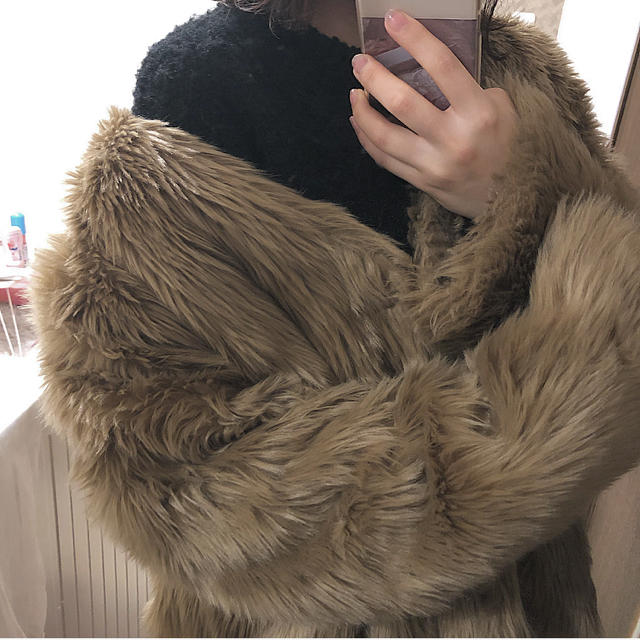 Kastane(カスタネ)のKastane fur coat レディースのジャケット/アウター(毛皮/ファーコート)の商品写真