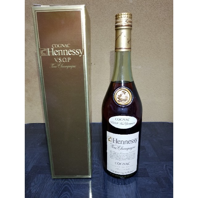 ヘネシー　コニャック　Hennesy cognac v.s.o.p 食品/飲料/酒の酒(ブランデー)の商品写真