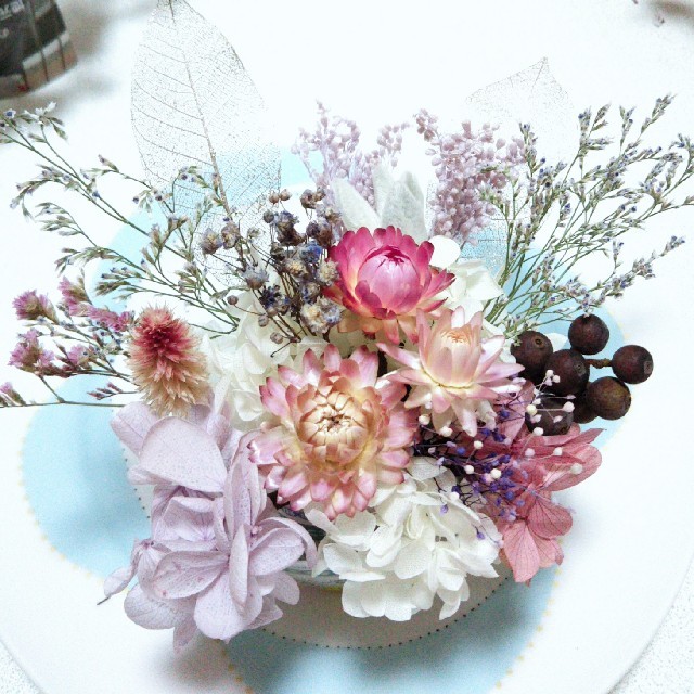 結婚式 髪飾り 花 ドライフラワー ハンドメイドのウェディング(ヘッドドレス/ドレス)の商品写真