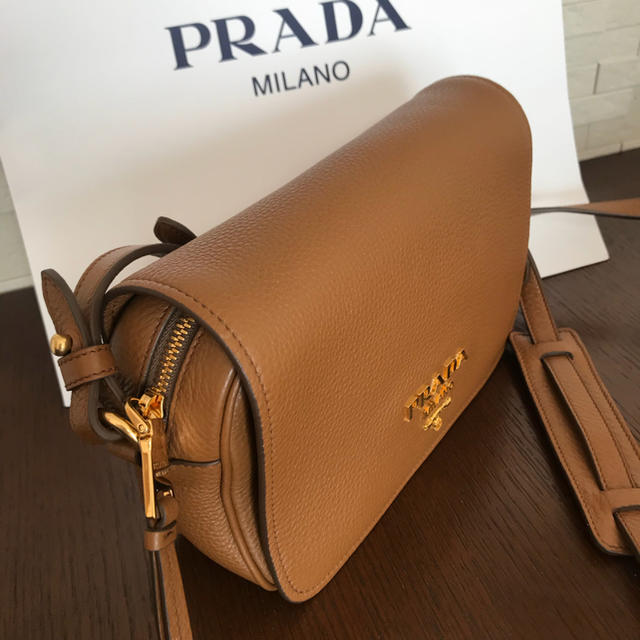 PRADA(プラダ)のjunkoさま専用 レディースのバッグ(ショルダーバッグ)の商品写真