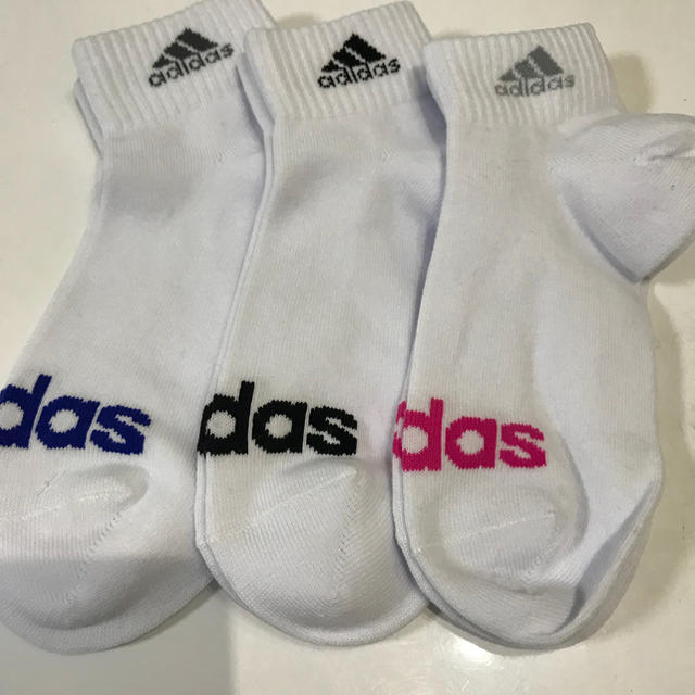 adidas(アディダス)の☆新品未使用 アディダス靴下 ３足セット レディースのレッグウェア(ソックス)の商品写真