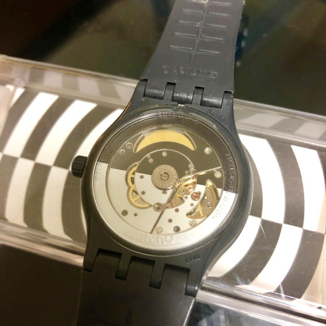 swatch(スウォッチ)のswatch SUTA401 sistem 51 中古品 ケース付き メンズの時計(腕時計(アナログ))の商品写真