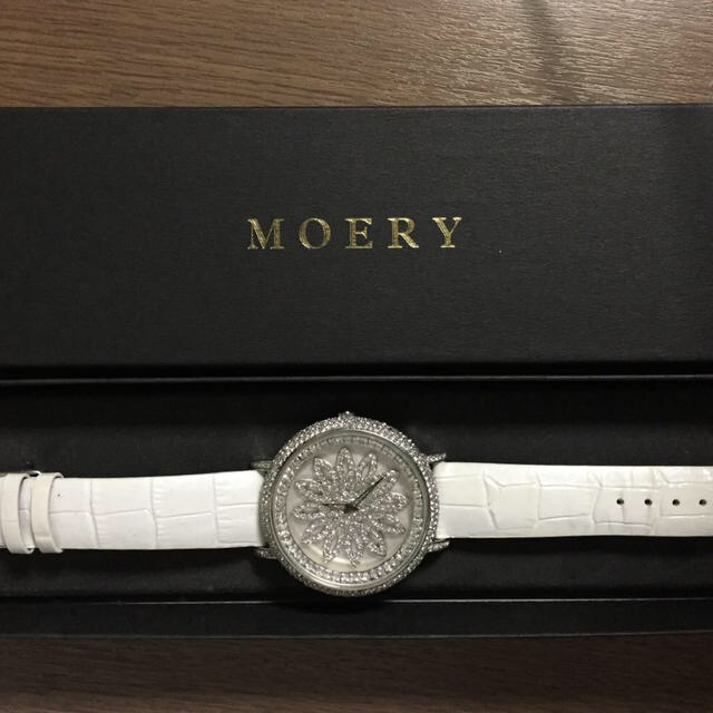 MOERY(モエリー)のモエリー腕時計 レディースのファッション小物(腕時計)の商品写真