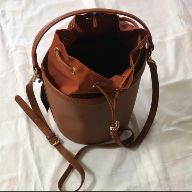 ZARA(ザラ)の ZARAバケツ バッグ レディースのバッグ(ハンドバッグ)の商品写真