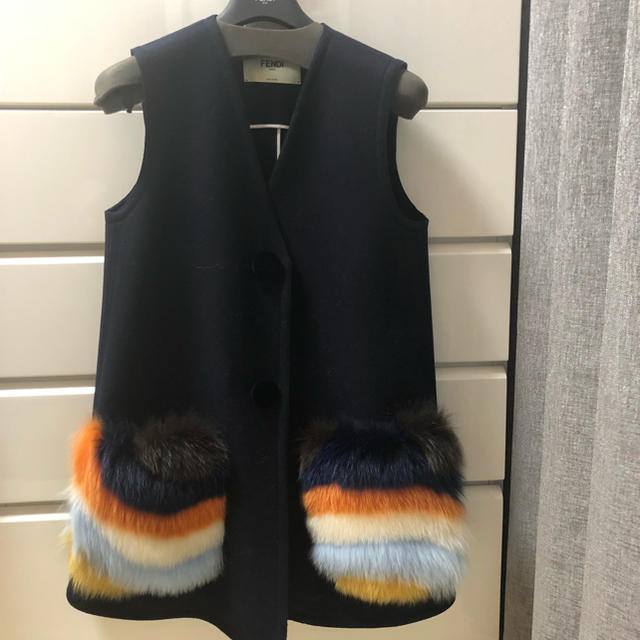 古典 FENDI - フェンディ♡ジレ 毛皮/ファーコート - www