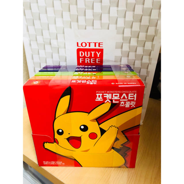 ポケモン(ポケモン)の韓国限定 ポケモン チョコレート 5パックセット ピカチュウ 食品/飲料/酒の食品(菓子/デザート)の商品写真