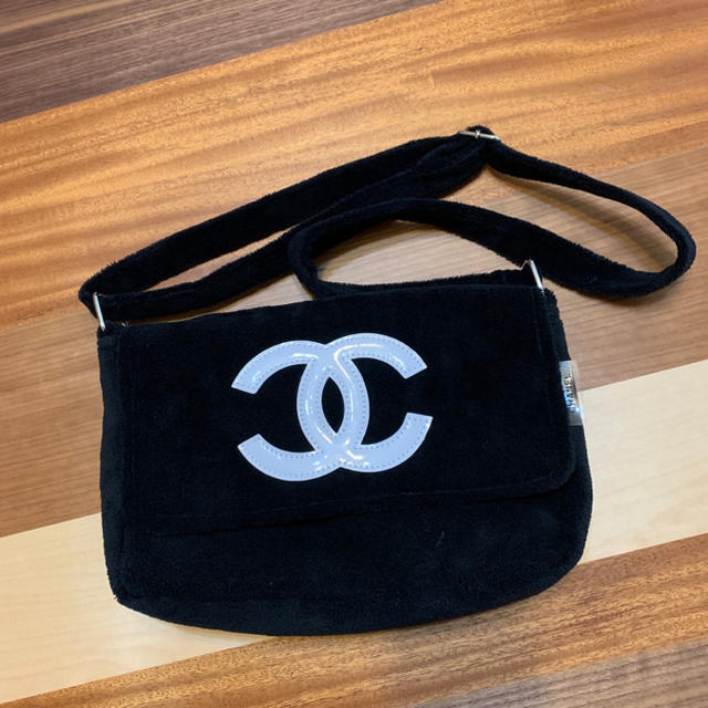 CHANEL(シャネル)の新品未使用 CHANEL ノベルティーショルダーバック メンズのバッグ(ショルダーバッグ)の商品写真