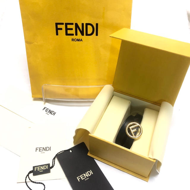 FENDI エフ イズ フェンディ ブレスレット 試着のみ