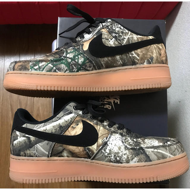 限界値下げ AIR FORCE 1 ′07 LV8 3 ウッドランド 28.5