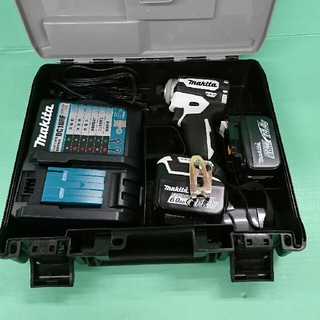 マキタ(Makita)の美品  マキタ14,4V充電式インパクトドライバ(工具/メンテナンス)