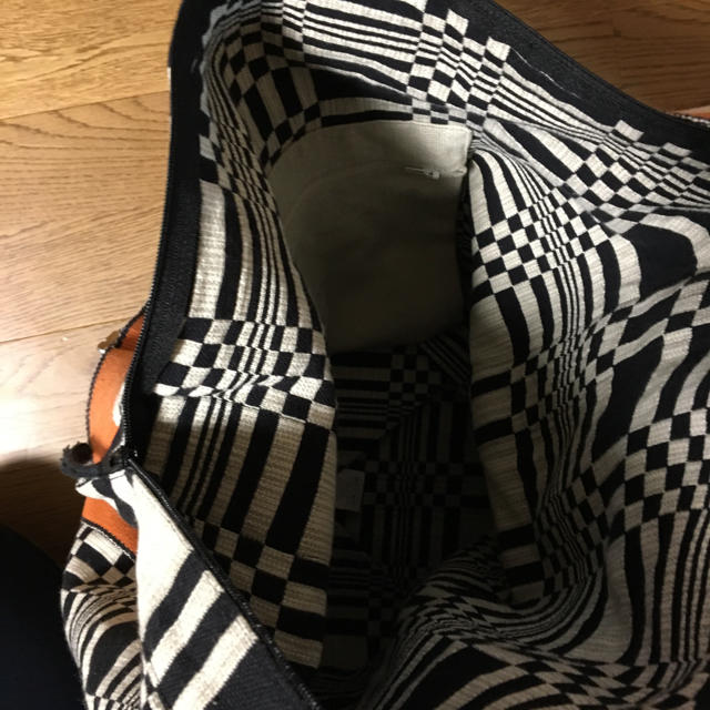 YAECA(ヤエカ)のヨハンナグリクセン テトラショルダー レディースのバッグ(ショルダーバッグ)の商品写真