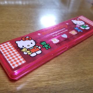 ハローキティ(ハローキティ)のレトロ　キティ　ペンケース(ペンケース/筆箱)