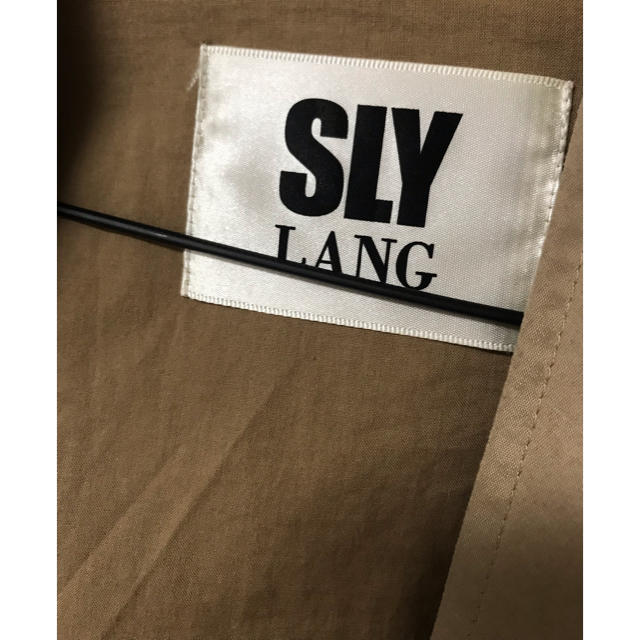 SLY LANG(スライラング)のSLY LANG トレンチコート レディースのジャケット/アウター(トレンチコート)の商品写真