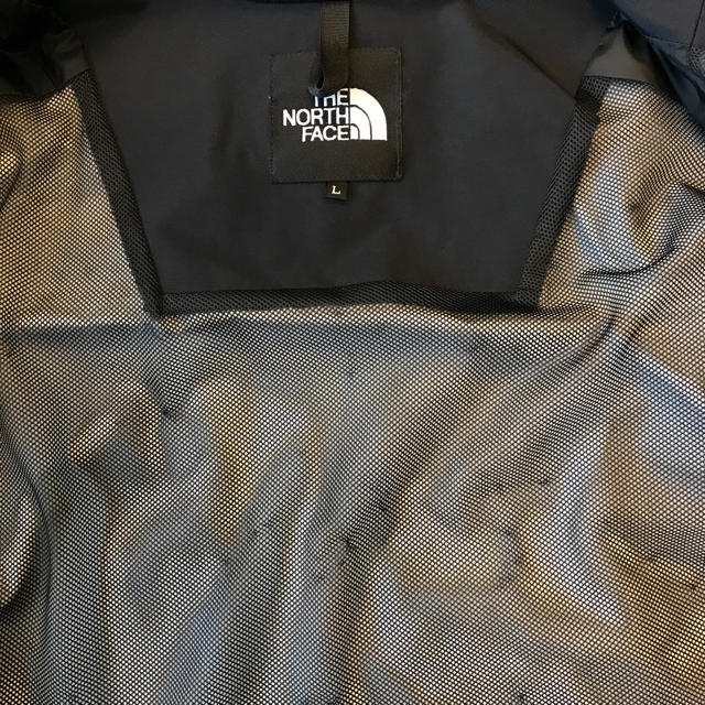 the north face マウンテンパーカー supreme