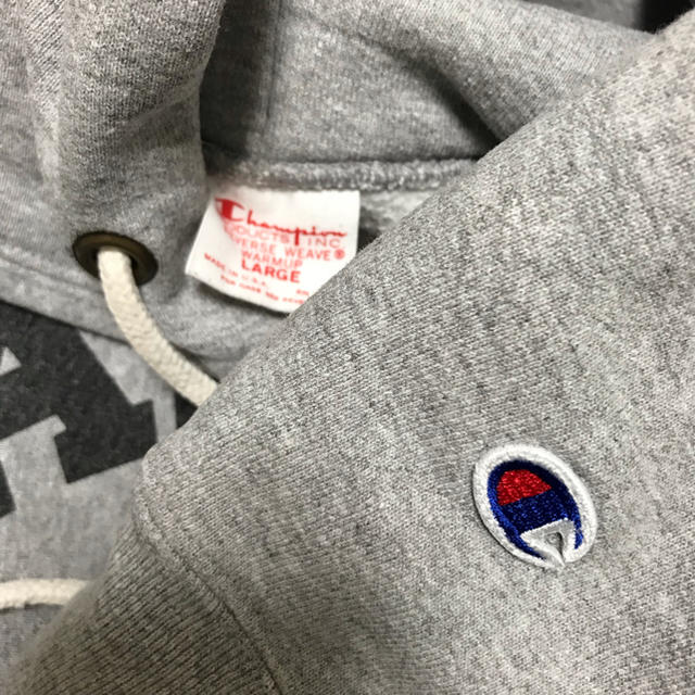 Champion(チャンピオン)のChampion チャンピオン リバースウィーブ USA製 赤タグ【美品】 メンズのトップス(パーカー)の商品写真