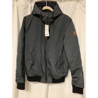 ビラボン(billabong)のBILLABONG 新品 ジャケット(ダウンジャケット)