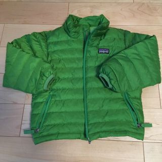 パタゴニア(patagonia)のパタゴニアダウン３T(ジャケット/上着)