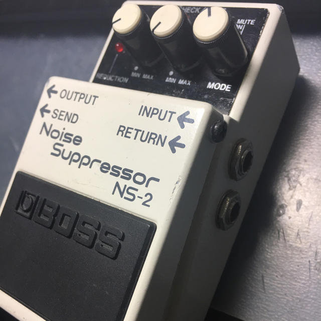 BOSS(ボス)のBOSS NS-2 Noise Suppressor 楽器のギター(エフェクター)の商品写真