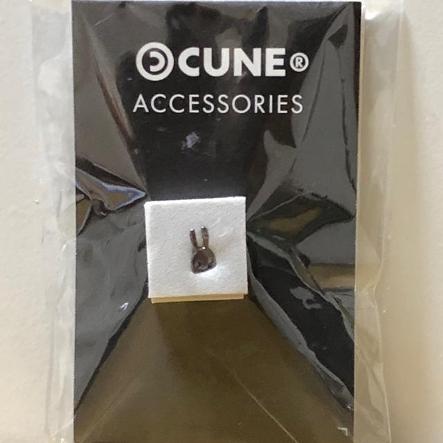 CUNE ちびウサギピアス