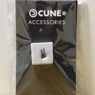 キューン(CUNE)のCUNE ちびウサギピアス(ピアス)