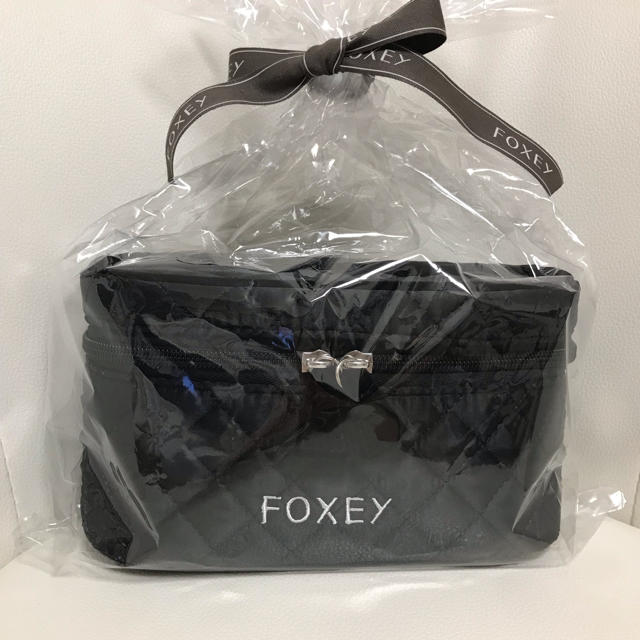 FOXEY(フォクシー)のFOXEY ☆新品未開封☆ ノベルティ ポーチ レディースのファッション小物(ポーチ)の商品写真