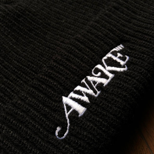 AWAKE(アウェイク)のAwake NY Beanie Black メンズの帽子(ニット帽/ビーニー)の商品写真