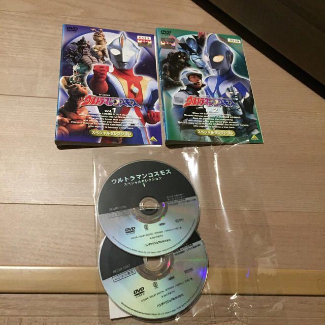 ウルトラマンコスモス スペシャルセレクション 全2巻 DVDセットの通販 ...