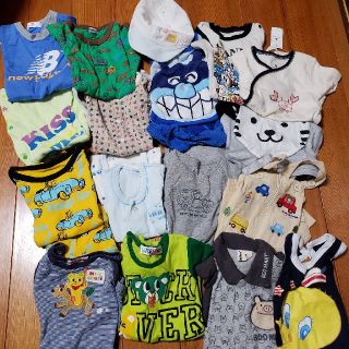 ベビーギャップ(babyGAP)のベビー　男の子70 夏用(ロンパース)